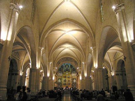 interior-catedral-de-valencia