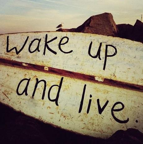 problemas wake up and live