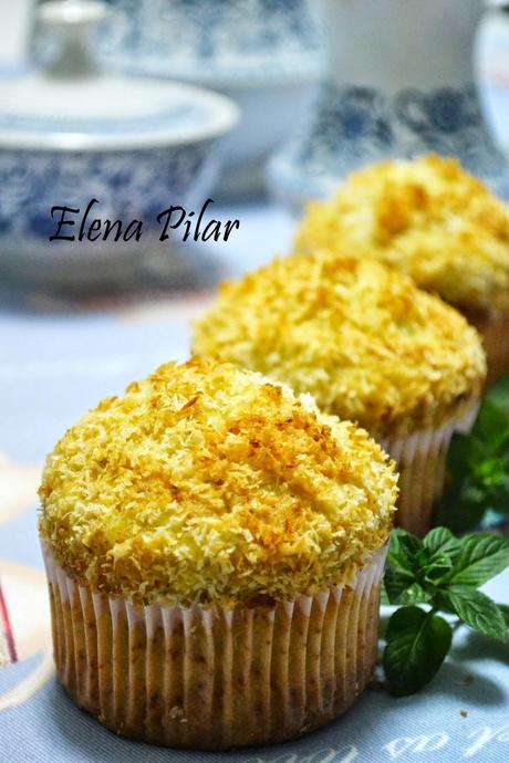 Muffins de plátano y coco Muffins de plátano y coco