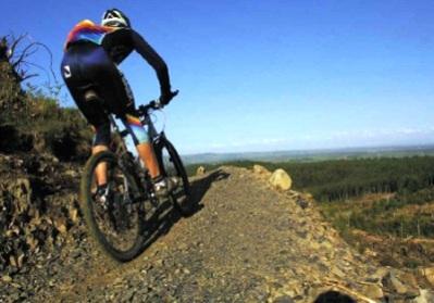 ¿Qué debemos llevar durante una marcha MTB? ¿Qué debemos llevar durante una marcha MTB?