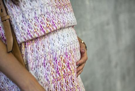 street style barbara crespo summer vibe in pink dress the corner loewe fashion blogger outfit blog de moda