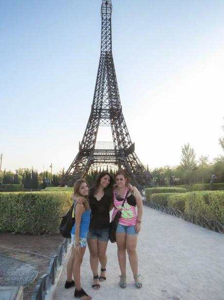 Pasta a la nata con dátiles, brócoli y bacon Pasta a la nata con dátiles, brócoli y bacon