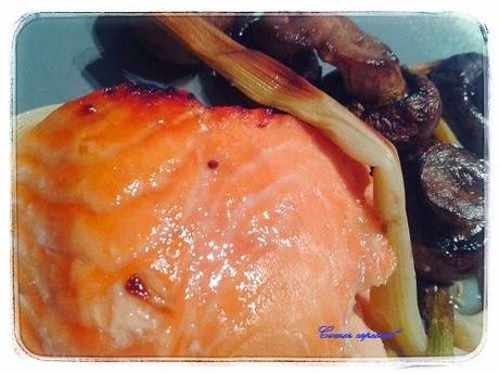 Salmón con setas Portobello y ajetes Salmón con setas Portobello y ajetes