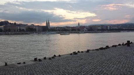 Rincones de Budapest (I) : Los zapatos del Danubio Rincones de Budapest (I) : Los zapatos del Danubio
