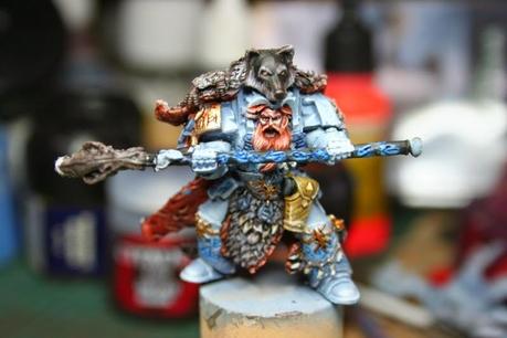 Pintura de las runas del bastón de Njal Stormcaller Pintura de las runas del bastón de Njal Stormcaller