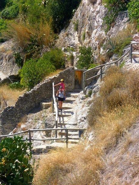 Turismo, turismo rural, Bocairent, bocairente, Barrio Medieva, Barri medieval, covetes dels moros, cuevas de moros, cava de sant blai, plaza de toros, plaça de bous, covetes del colomer, cuevas de la paloma, comunidad valenciana, 