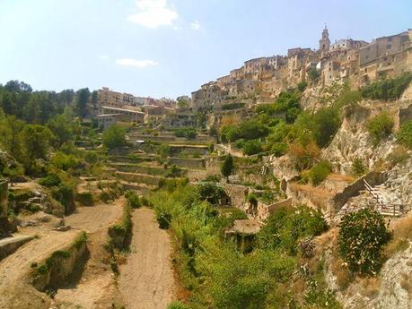 Turismo, turismo rural, Bocairent, bocairente, Barrio Medieva, Barri medieval, covetes dels moros, cuevas de moros, cava de sant blai, plaza de toros, plaça de bous, covetes del colomer, cuevas de la paloma, comunidad valenciana, 