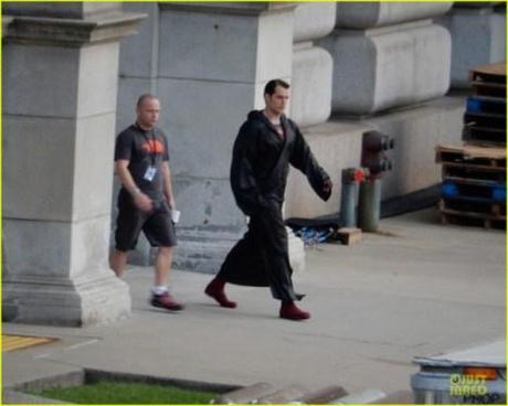 henry-cavill-bvs-set