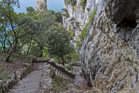 Descenso al Faro del Caballo