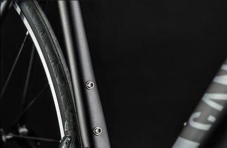 Canyon prepara el lanzamiento de su bicicleta de carretera para pruebas de resistencia en aleación de aluminio: La Endurace AL Canyon Endurace AL 3