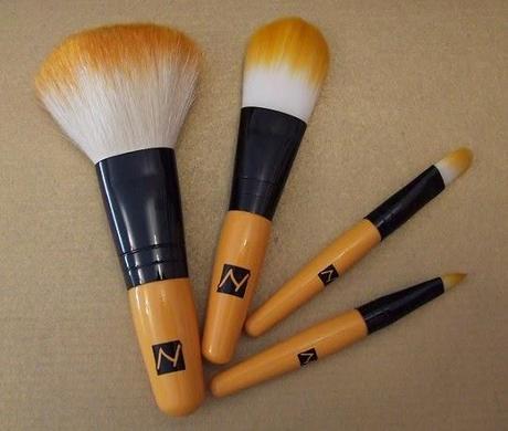 Los pinceles de NOVARA – un kit básico e ideal para el bolso Los pinceles de NOVARA – un kit básico e ideal para el bolso