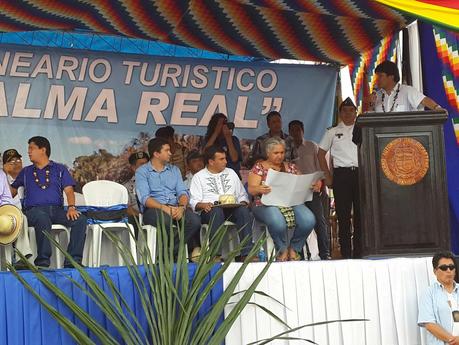 PRESIDENTE MORALES INAUGURÓ PINTORESCO BALNEARIO EN PORVENIR PRESIDENTE MORALES INAUGURÓ PINTORESCO BALNEARIO EN PORVENIR