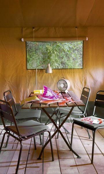 Cabanas Rusticas para Verano en Antibes / Rustic Summer Cottages in Antibes Cabanas Rusticas para Verano en Antibes / Rustic Summer Cottages in Antibes