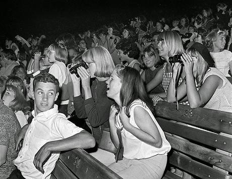 50 Años: 23 de Agosto de 1964 - Hollywood Bowl - Los Ángeles - EE.UU.