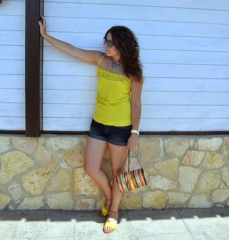 Casual in Yellow