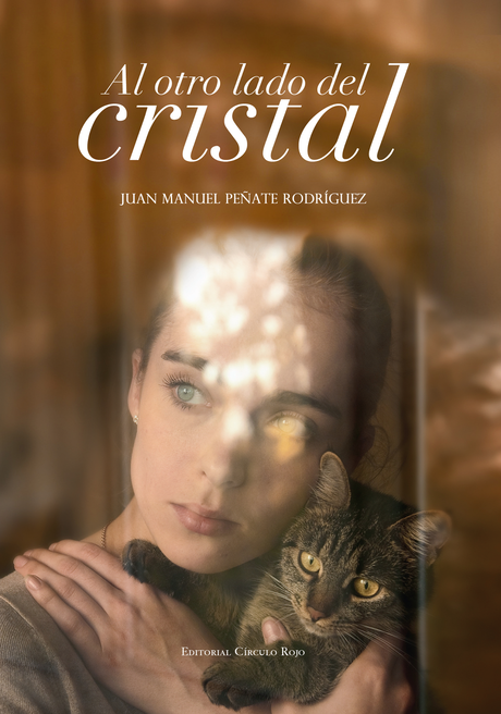 RESEÑA, AL OTRO LADO DEL CRISTAL RESEÑA, AL OTRO LADO DEL CRISTAL