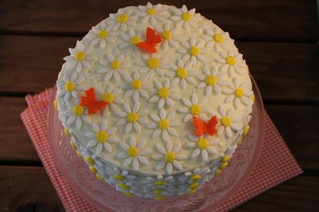 Daisy ombre cake Daisy ombre cake