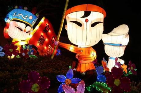 “La Lantern” Festival Internacional de luz en el Centro de Convenciones F 3