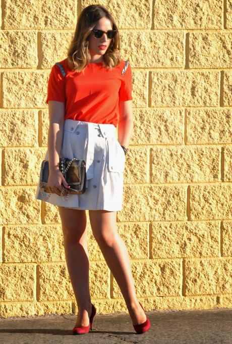 The trench-skirt The trench-skirt