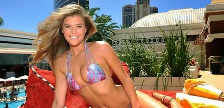 Es danesa y se llama Nina Agdal sexy hot top model nina agdal