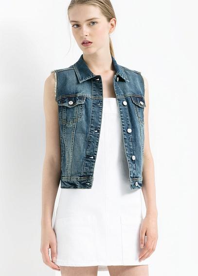 Tendencias en moda para la temporada Otoño-Invierno 2014-2015 Chaleco denim medio