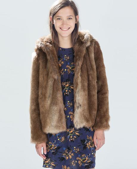 Tendencias en moda para la temporada Otoño-Invierno 2014-2015 CHAQUETA PELO CAPUCHA