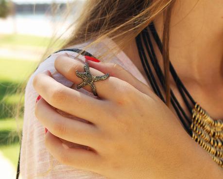 OUTFIT: It looks like a starfish OUTFIT: It looks like a starfish