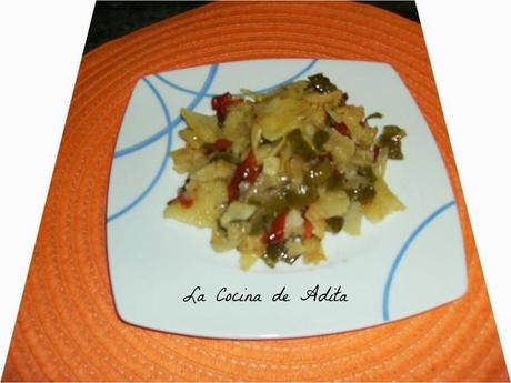 FRITADA DE PATATAS, PIMIENTOS Y CEBOLLA FRITADA DE PATATAS, PIMIENTOS Y CEBOLLA