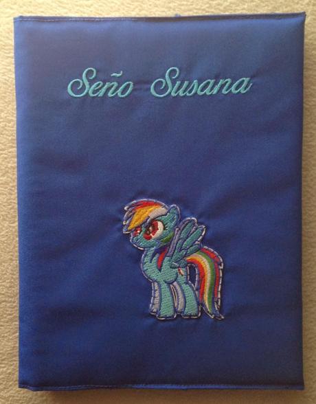 Y PARA LAS SEÑOS... Y PARA LAS SEÑOS...