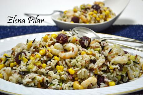 Ensalada de arroz tricolor (con pasas, anacardos, aguacate, gambas y ¡¡frambuesas!! Ensalada de arroz tricolor (con pasas, anacardos, aguacate, gambas y ¡¡frambuesas!!