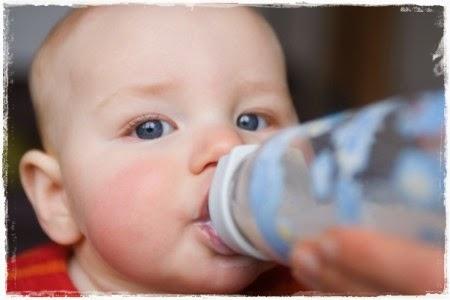 ¿Cuando empezar a dar agua a los bebés?