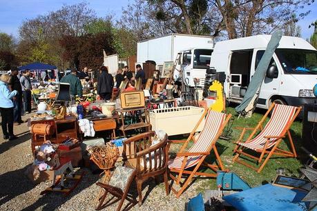 Mercado de segunda mano. mercado segunda mano