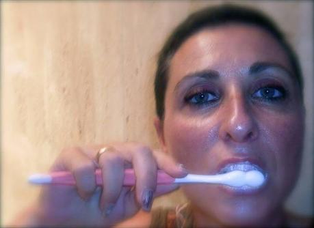 Apivita Bio Eco Crema Dental con Hinojo y Propoleo Sin Fluor farmacia, farmacia navarro, online, farmacia online, cosmética, salud, belleza, pasta de dientees, apivita bio eco crema dental, hinojo, propoleo, sin fluor,