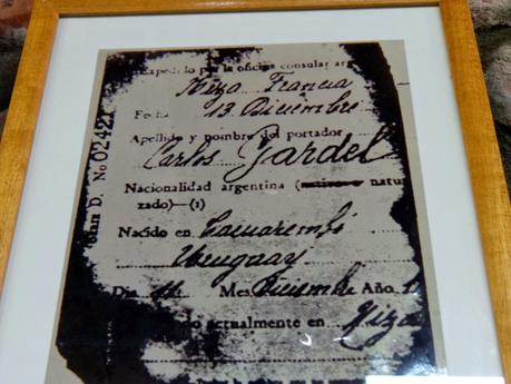 Tacuarembó, patria gaucha y ... de Carlos Gardel?