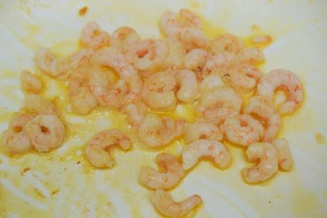 Espaguetis con gambas en salsa verde de avellanas y cava Espaguetis con gambas en salsa verde de avellanas y cava