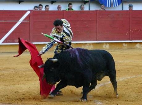 FANDI Y VENTURA PONEN EL ESPECTÁCULO Y FINITO FOGONAZOS DE ARTE