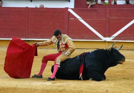 FANDI Y VENTURA PONEN EL ESPECTÁCULO Y FINITO FOGONAZOS DE ARTE