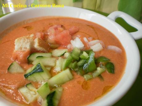 GAZPACHO ANDALUZ CON GUARNICION