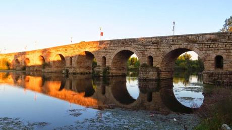 Mérida Running o corriendo como un romano, con sandalias Mérida Running o corriendo como un romano, con sandalias