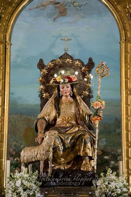 Galería fotografía de la Virgen preparada para su traslado Galería fotografía de la Virgen preparada para su traslado