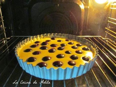 TARTA DE YEMAS Y CEREZAS AL KIRSCH TARTA DE YEMAS Y CEREZAS AL KIRSCH