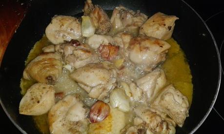 Pollo al ajillo, receta sencilla