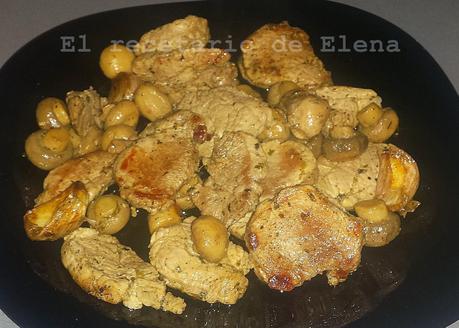 Solomillo frito con ajos y champiñones Solomillo frito con ajos y champiñones