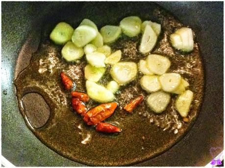 TORTIGLIONI CON SALSA ARRABBIATA DE PERA Y ATÚN TORTIGLIONI CON SALSA ARRABBIATA DE PERA Y ATÚN