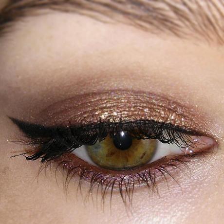 4x1 Una paleta, cuatro looks: Smokin Palette (MUA) 4x1 Una paleta, cuatro looks: Smokin Palette (MUA)