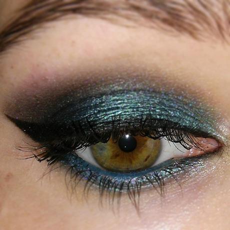 4x1 Una paleta, cuatro looks: Smokin Palette (MUA) 4x1 Una paleta, cuatro looks: Smokin Palette (MUA)