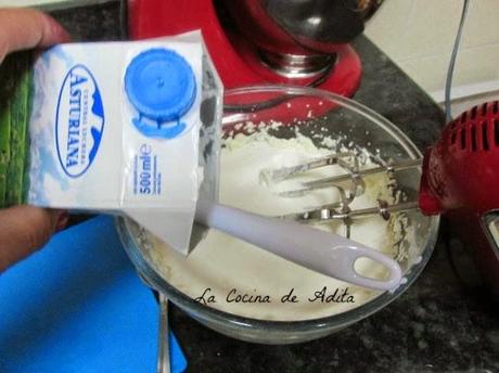 HELADO DE CEREZAS AL KIRSCH HELADO DE CEREZAS AL KIRSCH