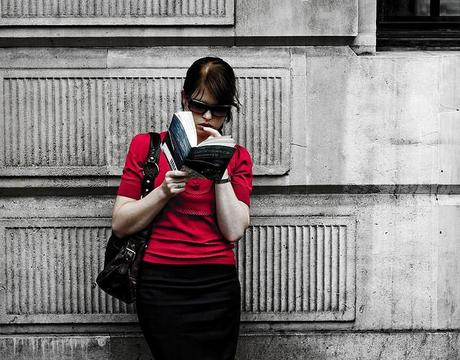 girl-reading-flickr