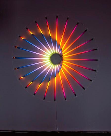 James Clar. La luz como medio de comunicación James Clar. La luz como medio de comunicación