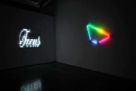 James Clar. La luz como medio de comunicación James Clar. La luz como medio de comunicación